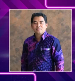 นายชยพล  เพชรแก้ว