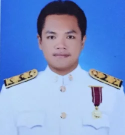 นายวัชรพงษ์ แดงขำ