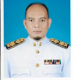 นายอุเส็น  เกษตรกาลาม์